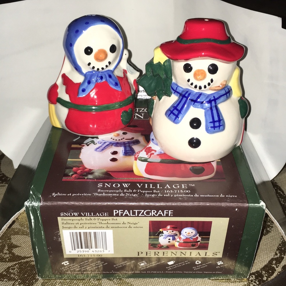 PFALTZGRAFE SNOW PEOPLE SALT + PEPPER SET BOY/GIRL